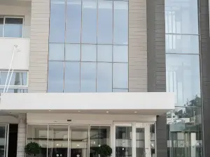 Anthea Hotel Apartments