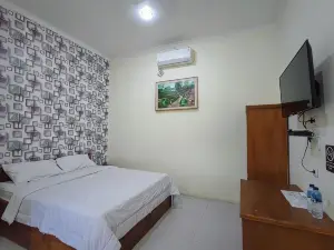 RedDoorz @ Tanakatto Homestay Waikabubak
