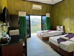 BAAN RUAM CHA RESLOET