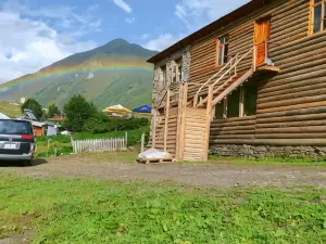 Guesthouse and Restaurant Svanuri Sakhli