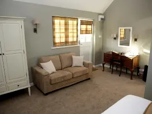 The Bull Inn Lodges