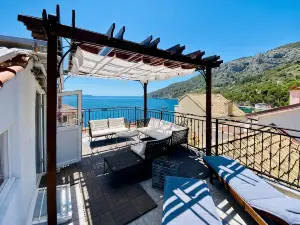 Komiza Provita Guesthouse