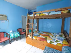 Monaliza Surf Resort