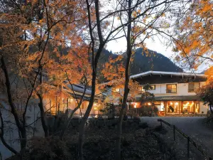 Yatsugawakan
