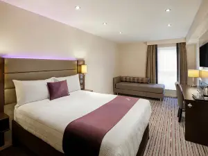 塔爾伯特港普瑞米爾酒店