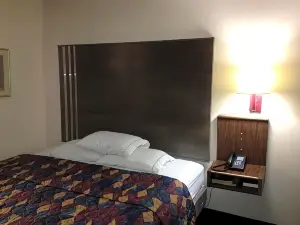 Classic Inn Early