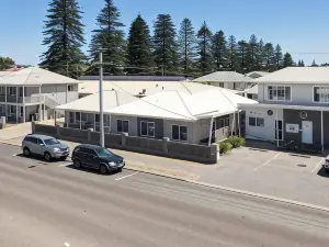 Clearwater Motel Apartments
