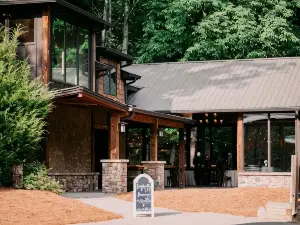 Sylvan Valley Lodge & Cellars