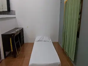 Griya Euis dan Aisha
