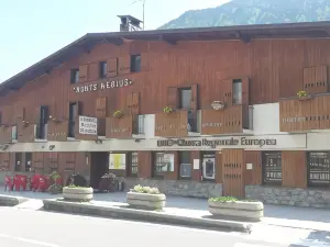 蒙特尼比爾斯小屋酒店