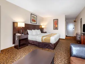 Quality Inn & Suites Escanaba North