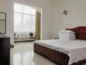 白宮溫泉客棧