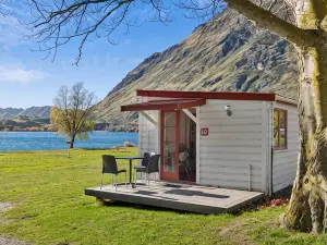 Hampshire Holiday Park - Glendhu Bay