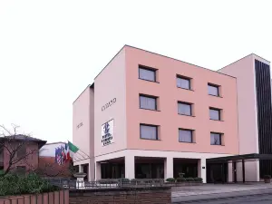 Hotel Cyrano