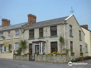 Belmont House Beer - Adults Only - Free Parking
