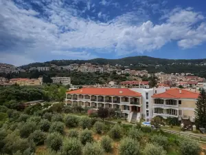 Paradise Hotel
