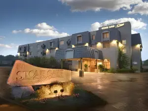 Stone Gate Inn