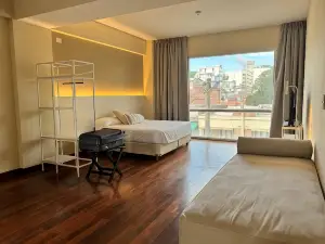 Roomie Salta by DOT套房