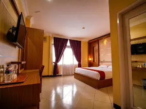 Kharisma Hotel