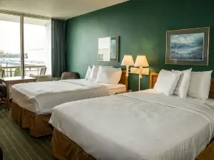Baymont by Wyndham Fargo