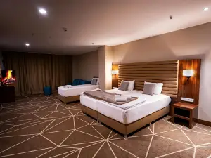 Puzzle Hotels