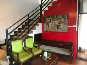 Red-C Residences