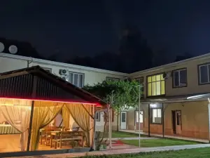 TES HOTEL