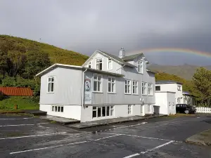 1908 Hostel by Tröll
