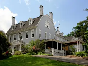Simsbury 1820 House