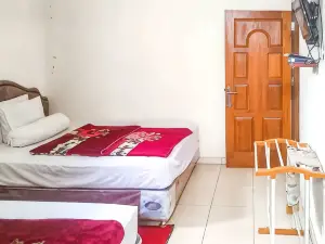 Villa Al Barokah Syariah Family Mitra RedDoorz Near Sarangan Lake