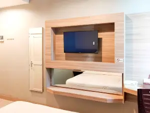 Wikost Premiere Inn Mitra RedDoorz