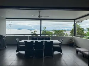 Cooktown Harbour View Luxury Apartments