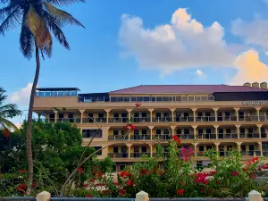 Myah's Luxury Suites Hotel
