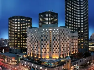 DoubleTree by Hilton Montreal