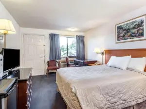 Econo Lodge Edmonds North Seattle
