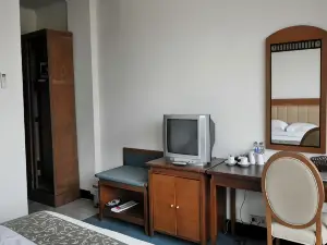 Top Star Hotel