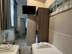 Nokhchostar Hotel