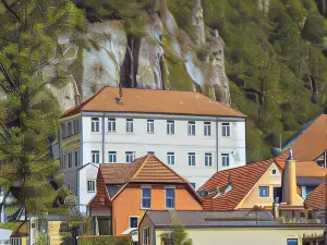 Schloss Raitenbuch