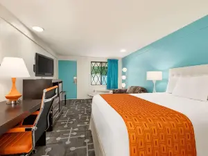 Dover Inn and Suites