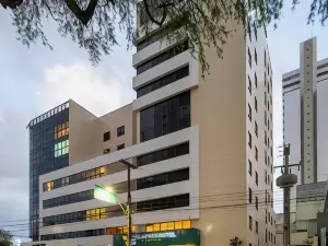 Villa Park Hotel
