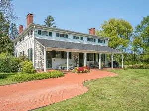 The Neighbour House B&B