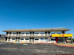 Super 8 by Wyndham Big Spring