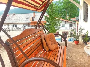 Prenoćište Most Šljuka D o o