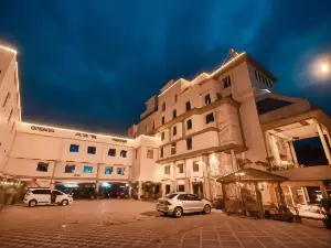 KONARK GRAND HOTEL