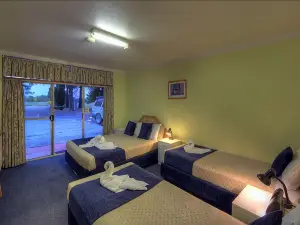 All Seasons Country Lodge