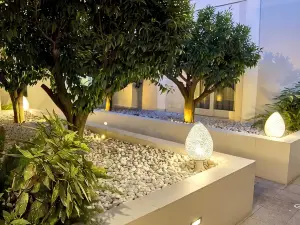 Soglow Business Class Hotel