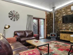 Eagle Foundry Bed & Breakfast