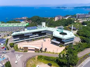 鯨海飯店