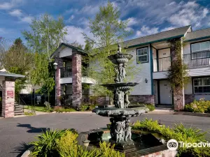 Grass Valley Courtyard Suites