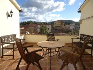 Hostal Casa Laure y Mª Jose